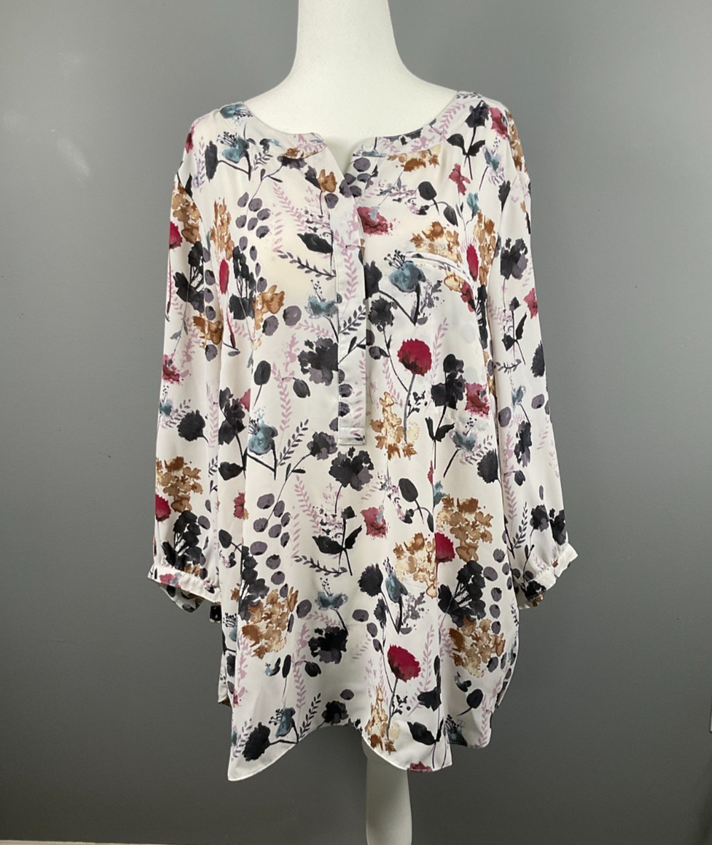 NYDJ Pintuck Blouse Women's 3/4 Sleeve Floral Print on White Size 1X Tunic